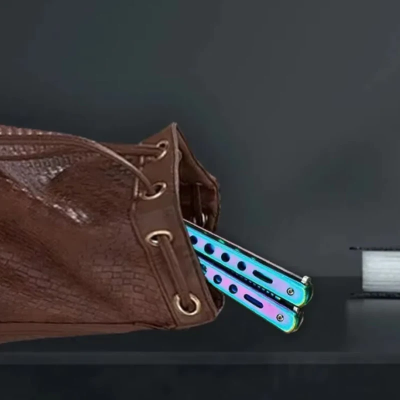 Foldable Stainless Steel Comb with Titanium Finish 5 Foldable Stainless Steel Comb with Titanium Finish - Image 5