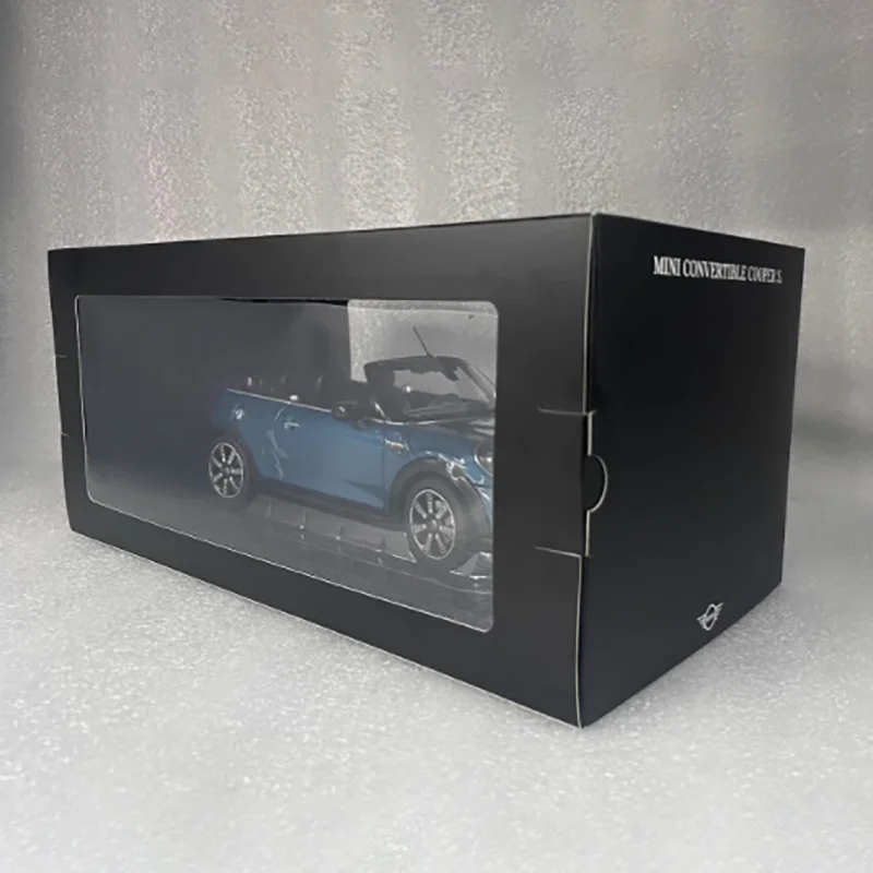 Mini Cooper S Convertible 1:18 Diecast Model 5 Mini Cooper S Convertible 1:18 Diecast Model - Image 5