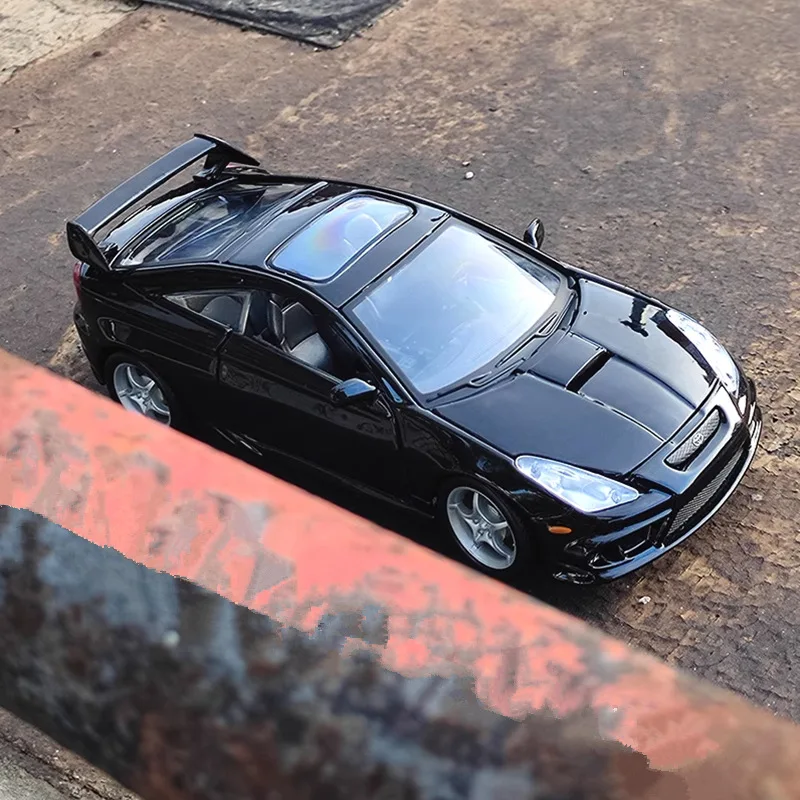 Maisto 1:24 Toyota Celica GT-S Diecast Model 2 Maisto 1:24 Toyota Celica GT-S Diecast Model - Image 2