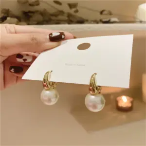 Gold Pearl Drop Earrings for Women 11 Sbeda8c4899844a32938dbbbc4642efd3F