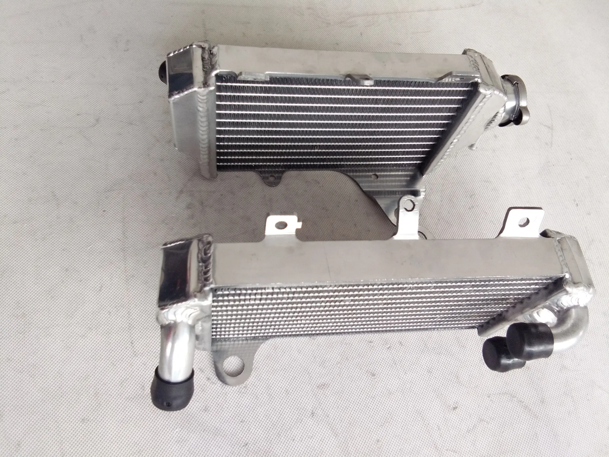 Honda CRF250R 2018-2021 Aluminum Radiators Set 4 Honda CRF250R 2018-2021 Aluminum Radiators Set - Image 4