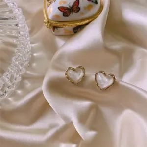 Sccacbfb9d0e44e8891379b51a51554ebQ