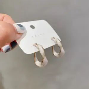 Sd002e85f62284c28beb162c29ba2446ba