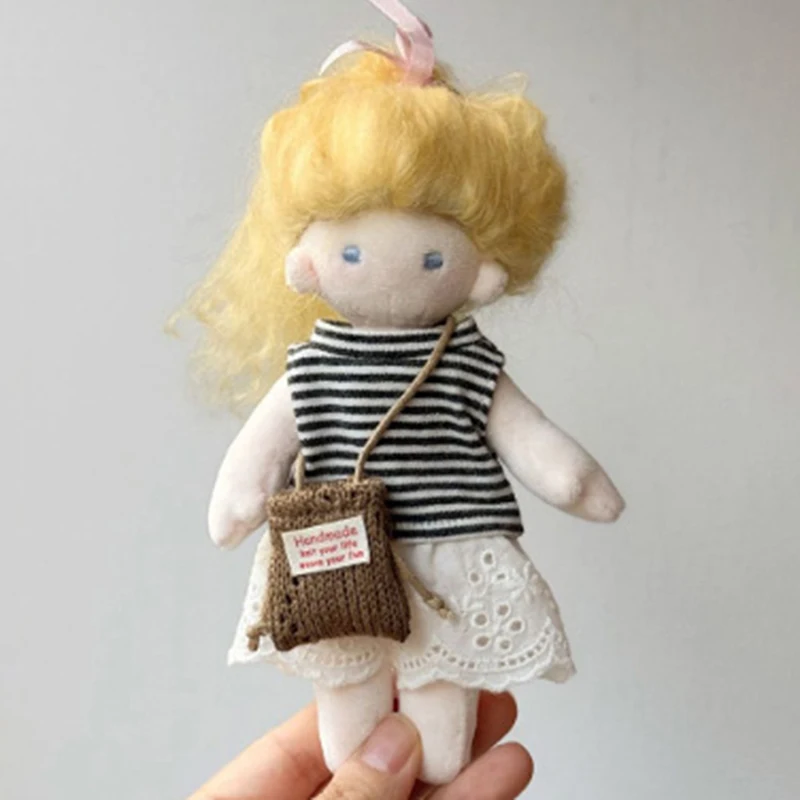 Miniature Knitted Doll Shoulder Bag in 4 Colors 5 Miniature Knitted Doll Shoulder Bag in 4 Colors - Image 5