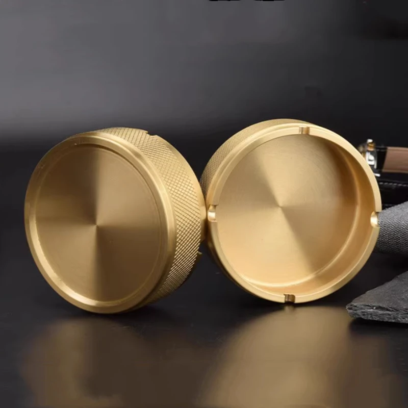 Brass Ashtray with Optional Lid - Modern Design 5 Brass Ashtray with Optional Lid - Modern Design - Image 5