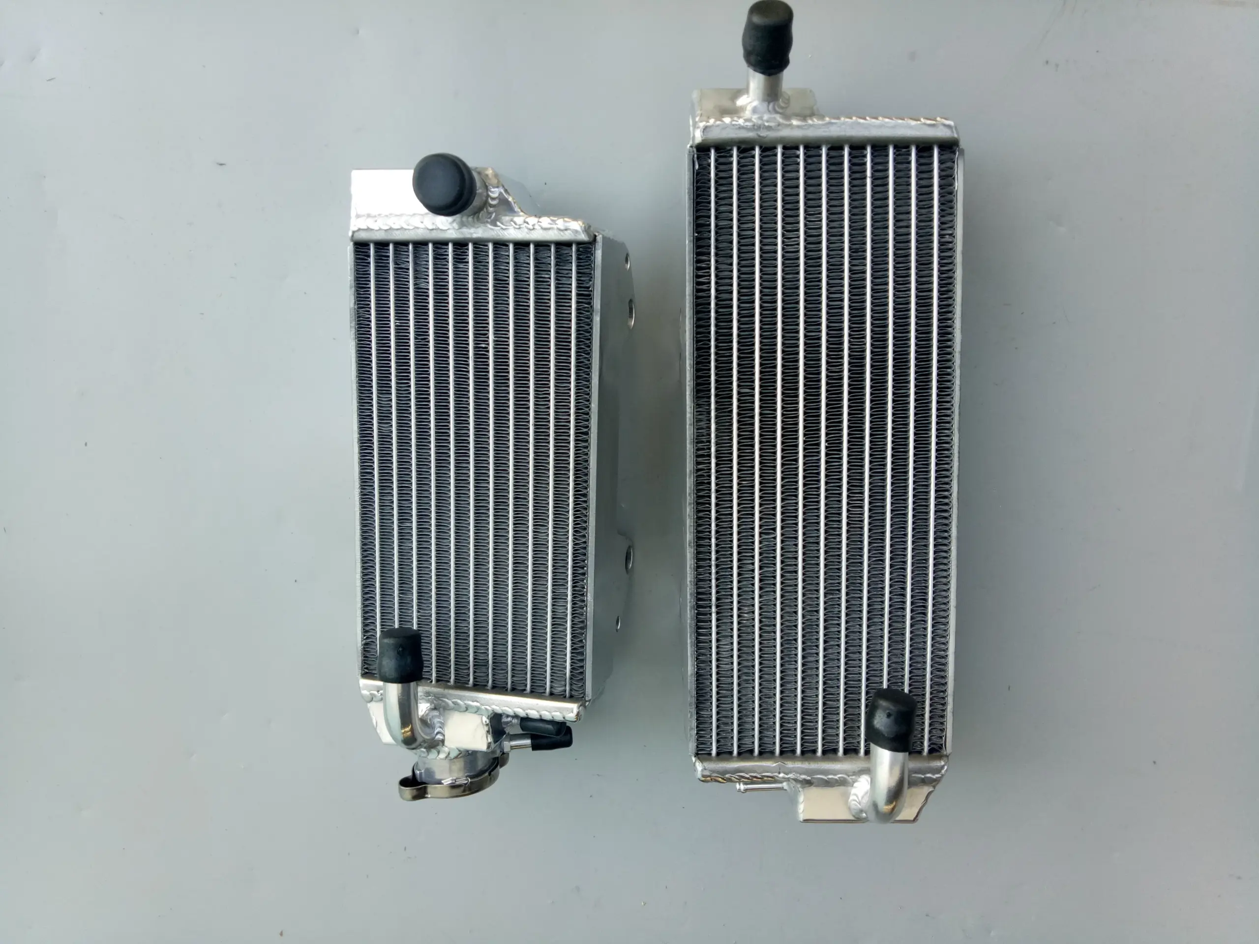 Aluminum Radiator Set for Suzuki RMZ250 2013-2018 2 Aluminum Radiator Set for Suzuki RMZ250 2013-2018 - Image 2