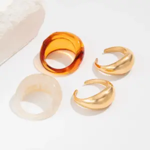 Sd4704ffa6e634bed898e2d438becc9a3O