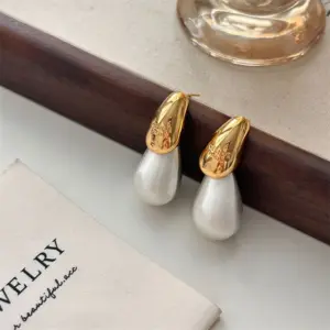 Vintage Water Drop Earrings with Celine Paris Detail 11 Sdf1876d1fbbe456da3094a4afa15eda3b