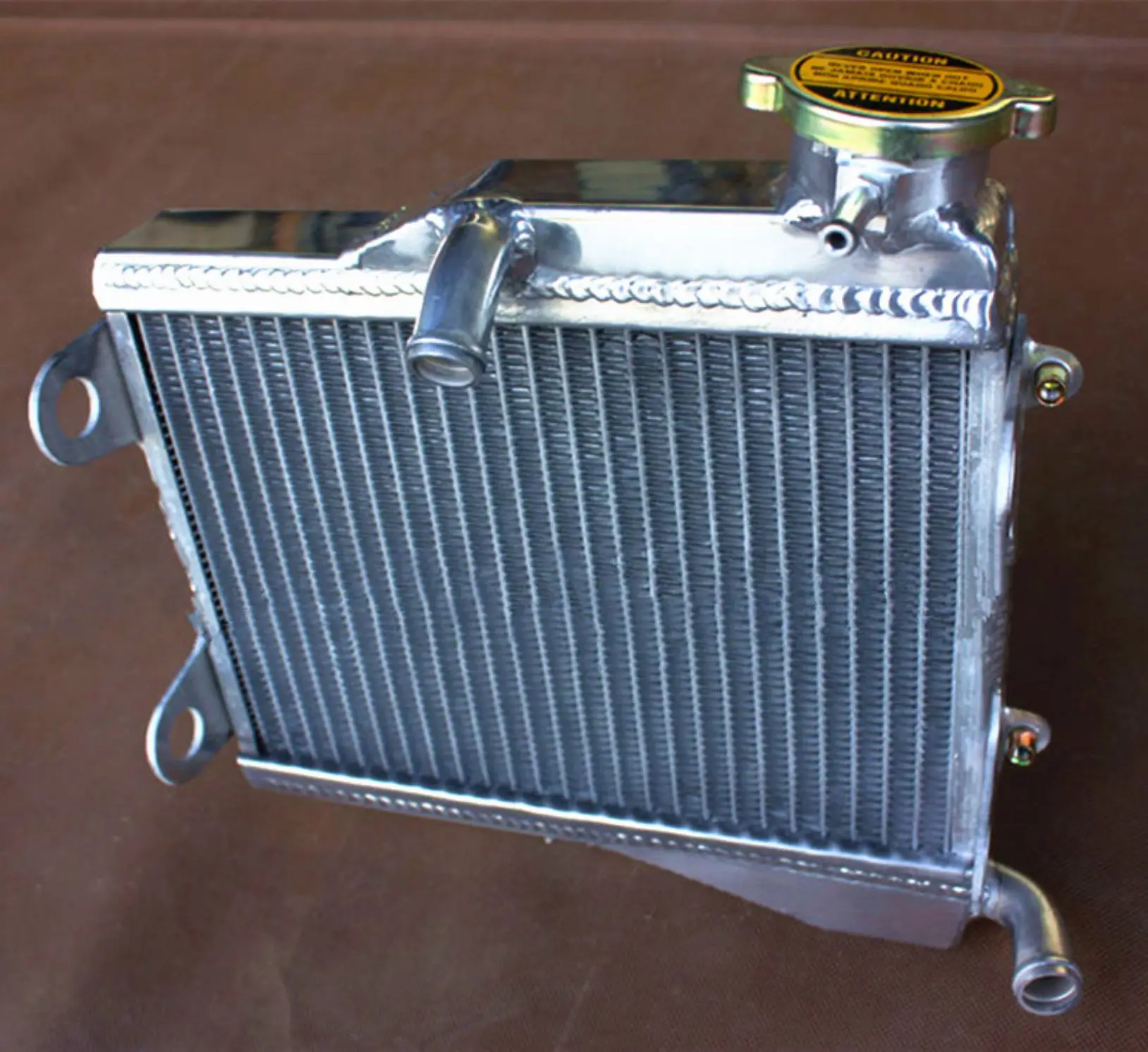 High-Performance Aluminum Radiator for Yamaha RZ350/RD350 3 High-Performance Aluminum Radiator for Yamaha RZ350/RD350 - Image 3