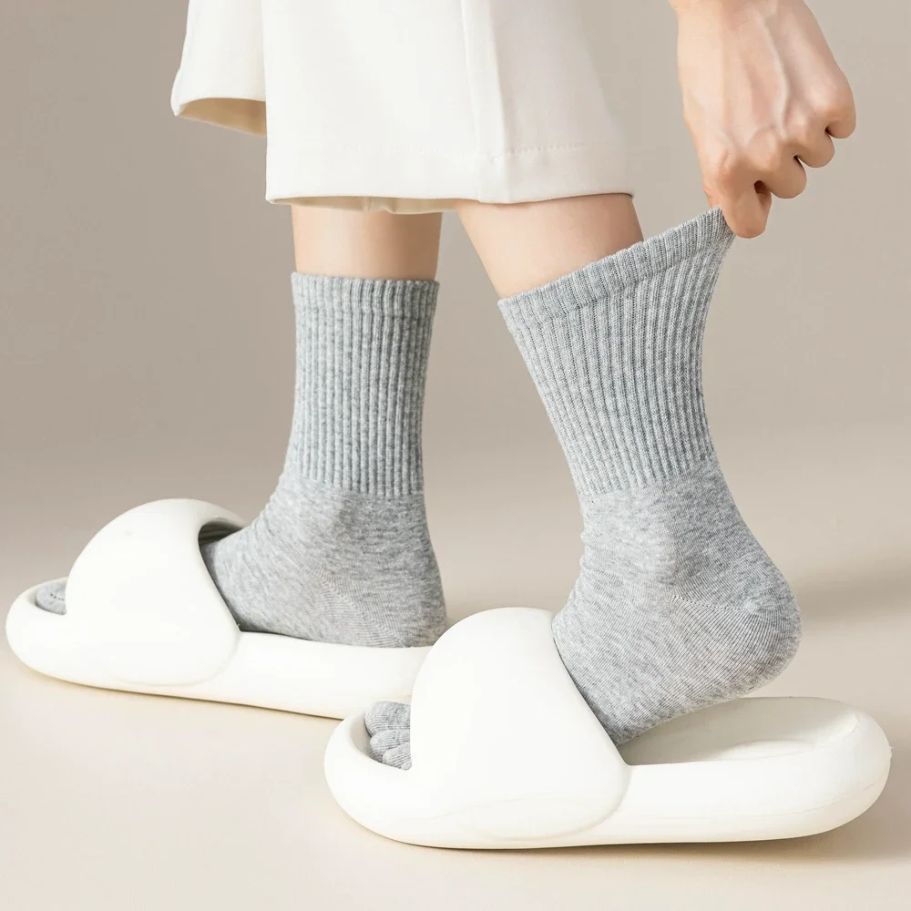 Women's Mid-Calf Toe Socks Set - 4 Pairs 4 Women's Mid-Calf Toe Socks Set - 4 Pairs - Image 4