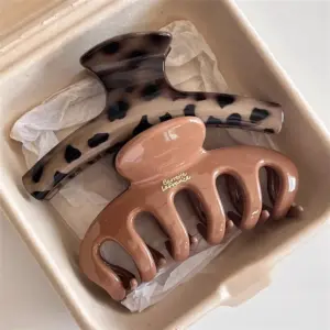 Korean Acrylic Dragon Bone Hair Clip 18 Se8207ff9bfea44a4b5061326c22c110d5