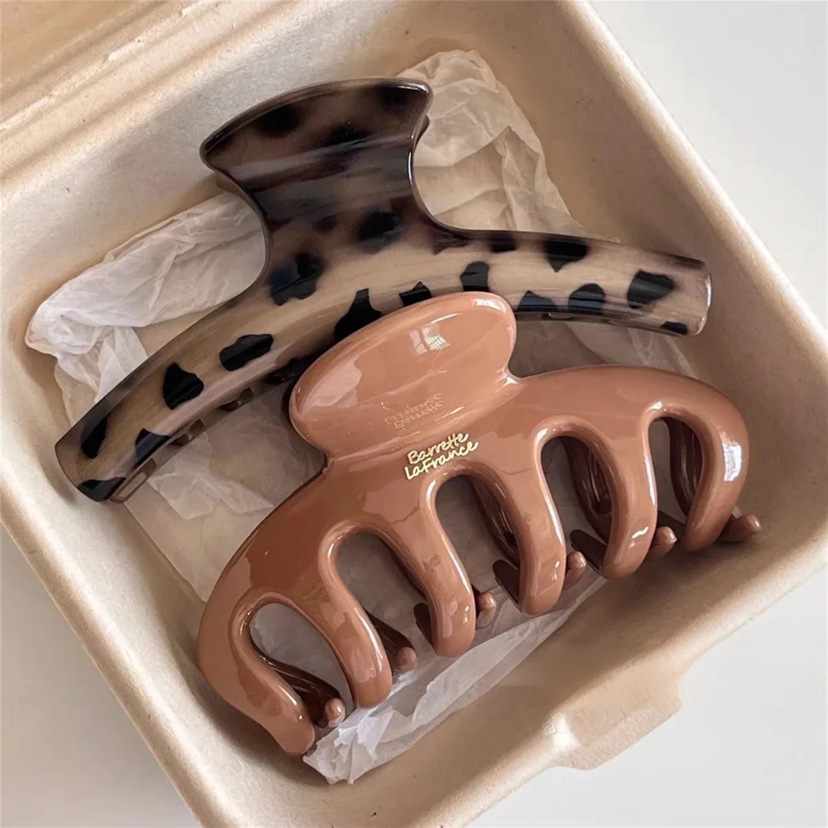 Korean Acrylic Dragon Bone Hair Clip 9 Korean Acrylic Dragon Bone Hair Clip - Image 9