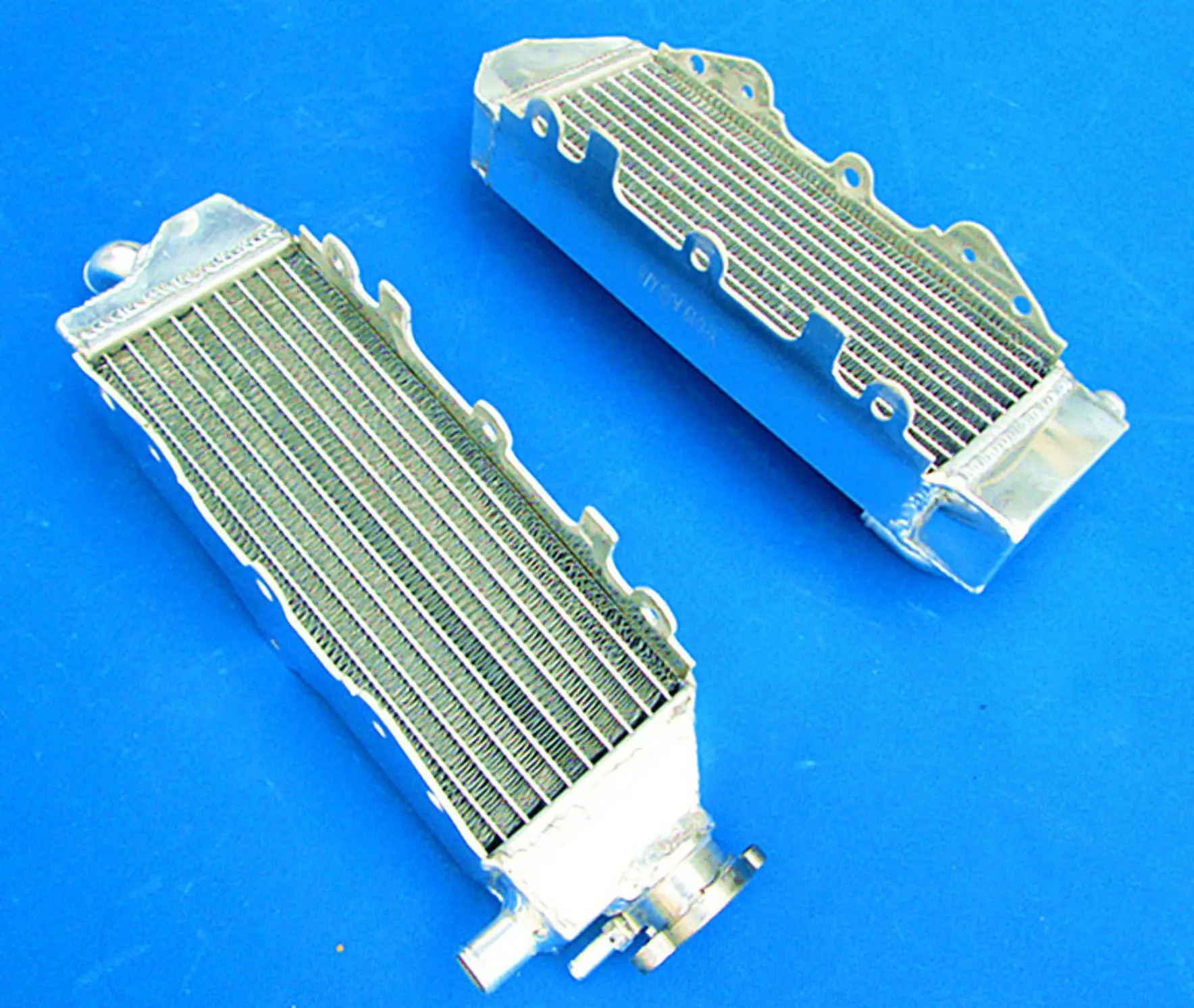 Suzuki RM250 1991-1992 Aluminum Radiator Set 5 Suzuki RM250 1991-1992 Aluminum Radiator Set - Image 5