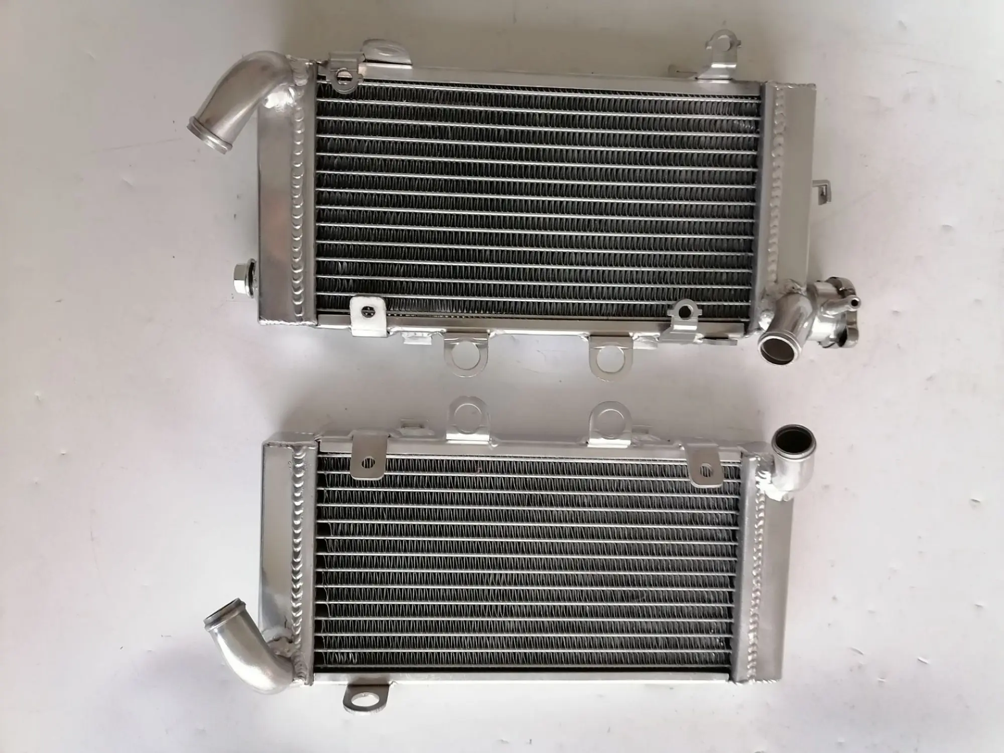 Aluminum Radiators for Honda XL1000V Varadero 1999-2009 3 Aluminum Radiators for Honda XL1000V Varadero 1999-2009 - Image 3