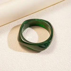 Sf6dbb17995fc4499a6de3250e2923432U