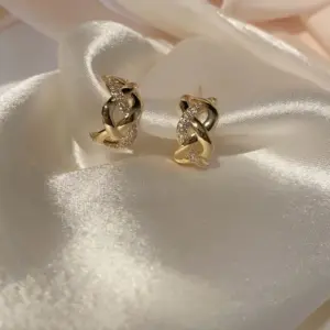 Vintage Copper Earrings with Cubic Zirconia 8 Sf878e8405c1e4b87b8dcde015d8a6f04d