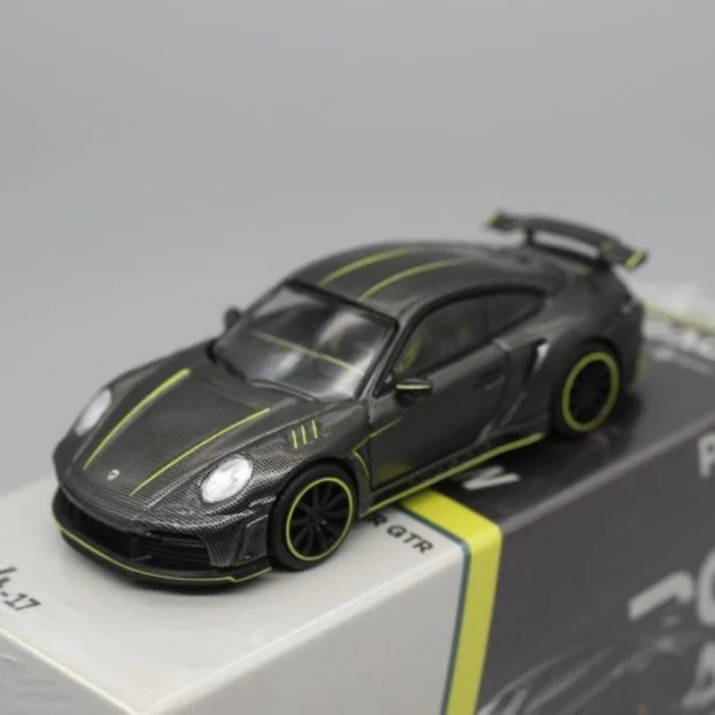 1:64 Scale Diecast Alloy Stinger GTR Model 1 1:64 Scale Diecast Alloy Stinger GTR Model