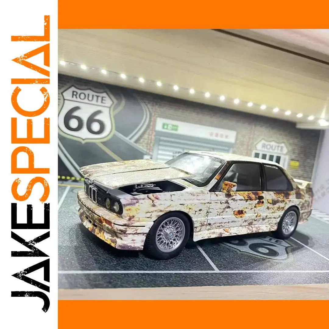 Rusted 1988 BMW M3 E30 Model 1:24 Scale 1 Rusted 1988 BMW M3 E30 Model 1:24 Scale