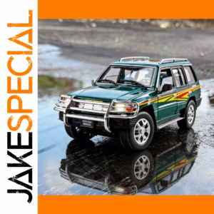 1:18 Scale Pajero SUV Alloy Diecast Model