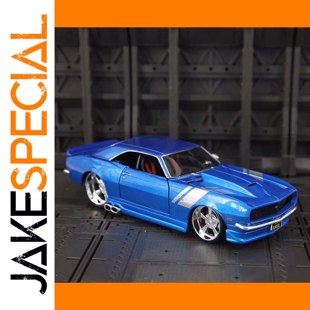 1968 Z/28 Diecast Model 1:24 Scale Blue Finish - Image 2