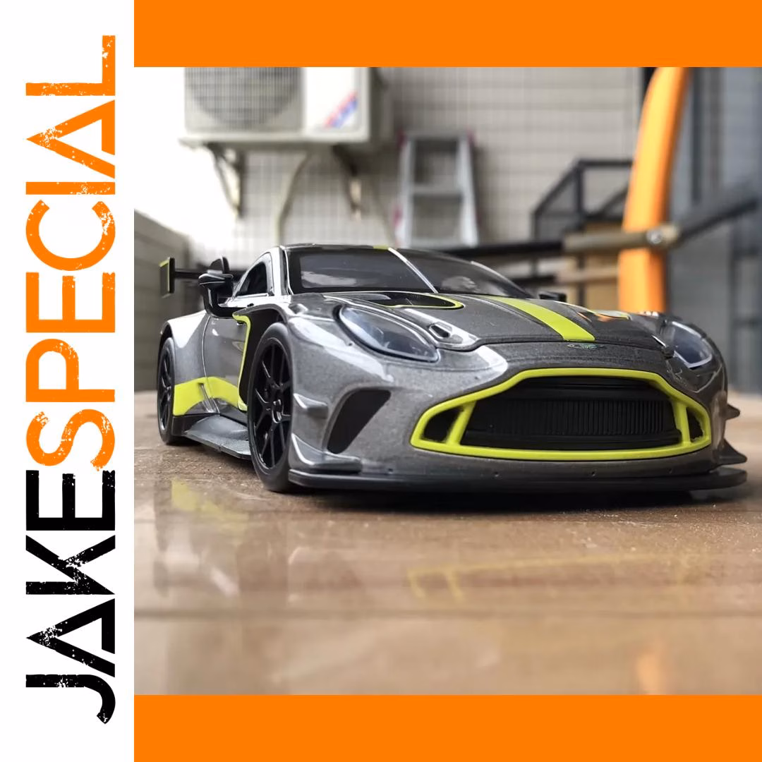 1:22 Scale Aston Martin Vantage GT3 Diecast Model - obrazek 6