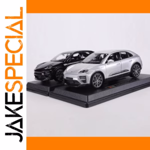 Bburago 1:24 Porsche Macan Turbo Diecast Model