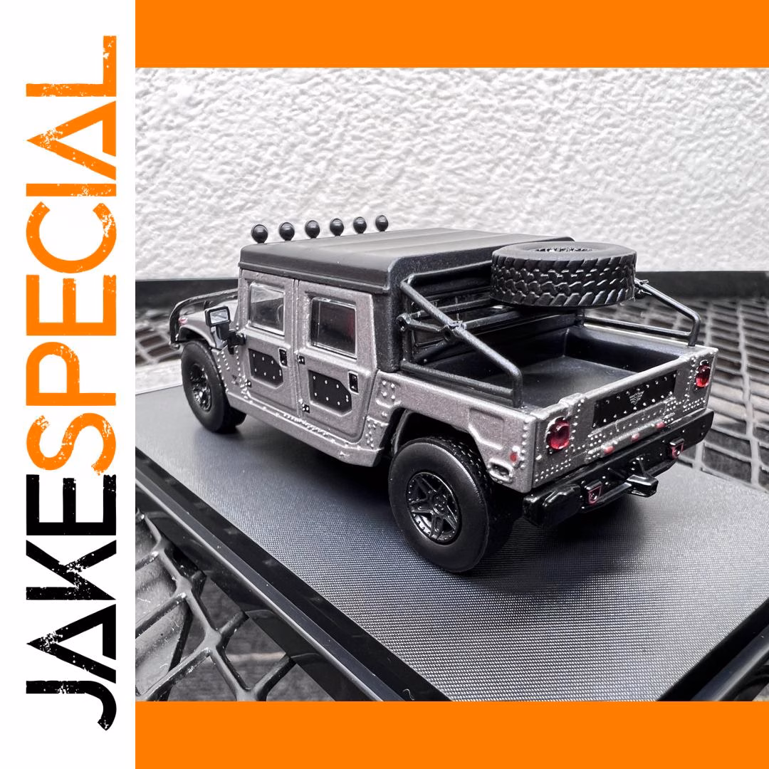 1:64 Hummer H1 Alloy Pickup Truck Model - Image 3