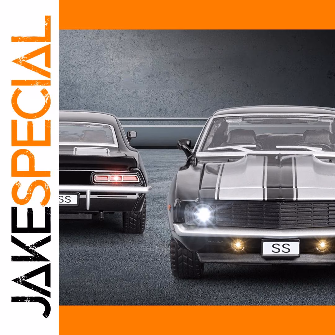 1:32 Scale Blue Camaro SS Diecast Model - Image 2