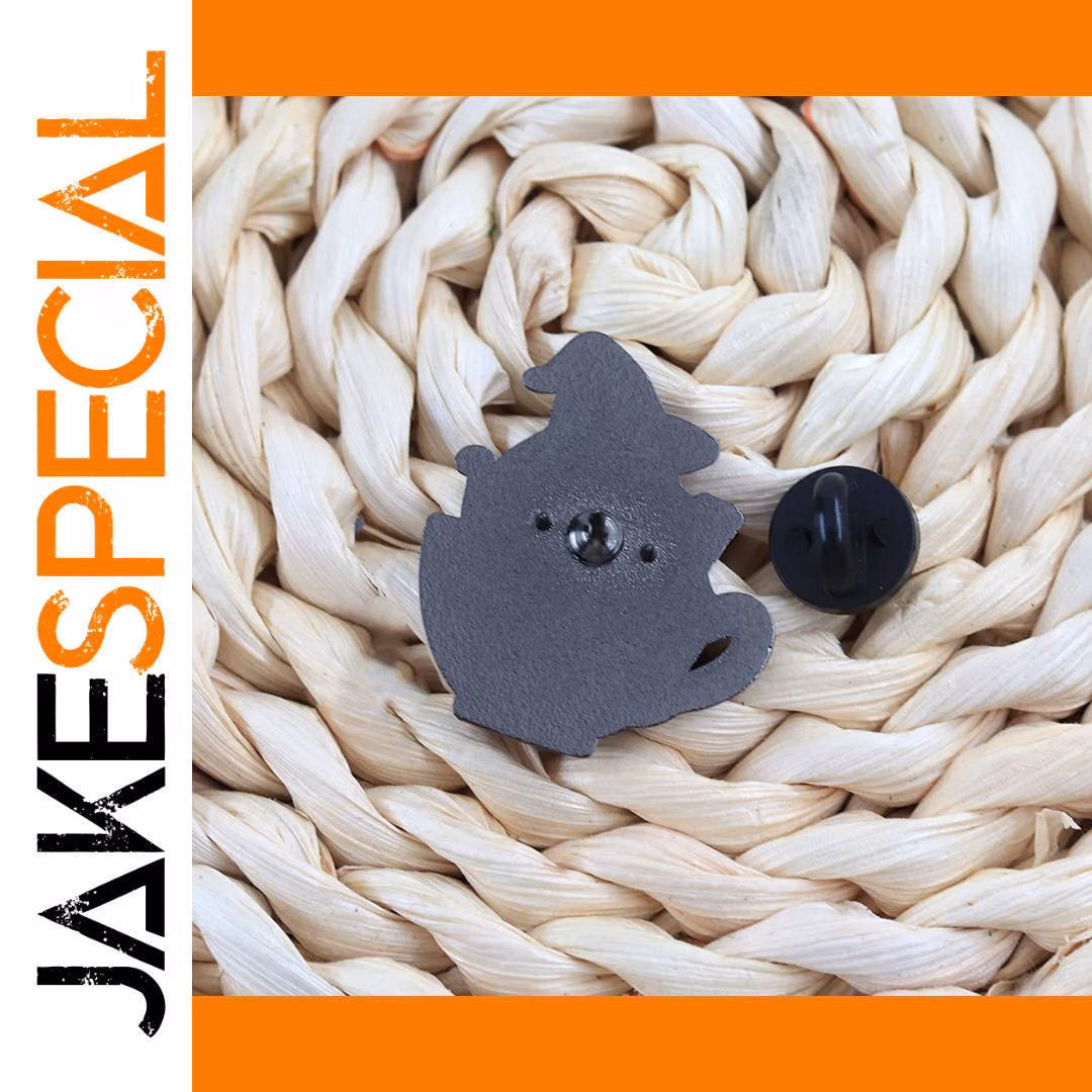 Stylish Keychain with Unique Charm - Image 2