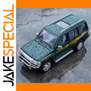 Mitsubishi Pajero 2nd V33 Diecast Model 1:18 Scale