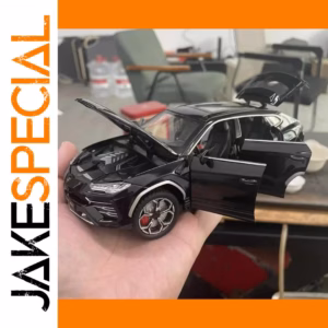 URUS SUV 1:24 Scale Model with Lights and Sound