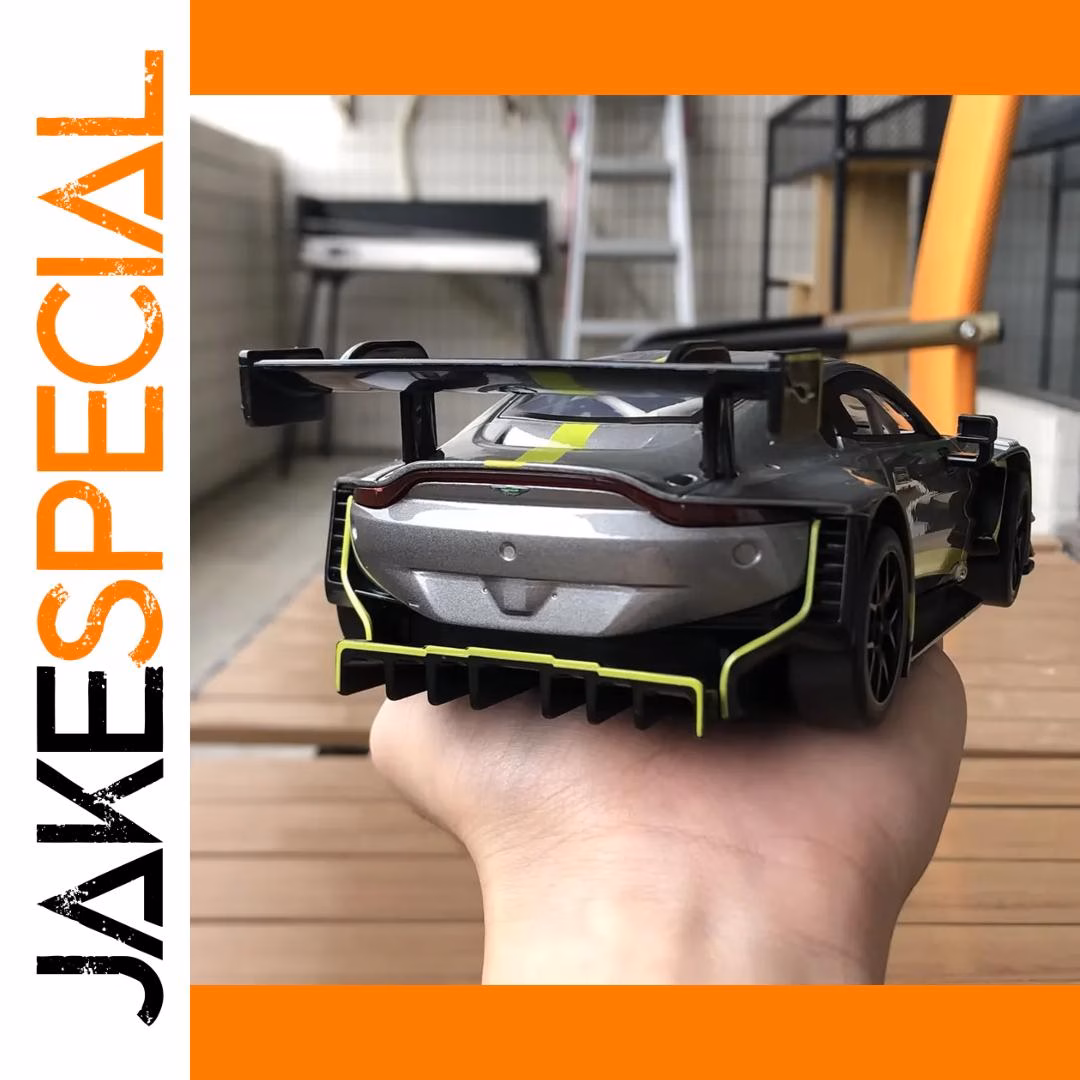 1:22 Scale Aston Martin Vantage GT3 Diecast Model - obrazek 4