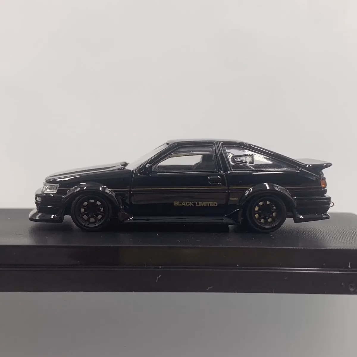 Levin TRD AE86 RWB Widebody Diecast Model 1:64 - Image 3