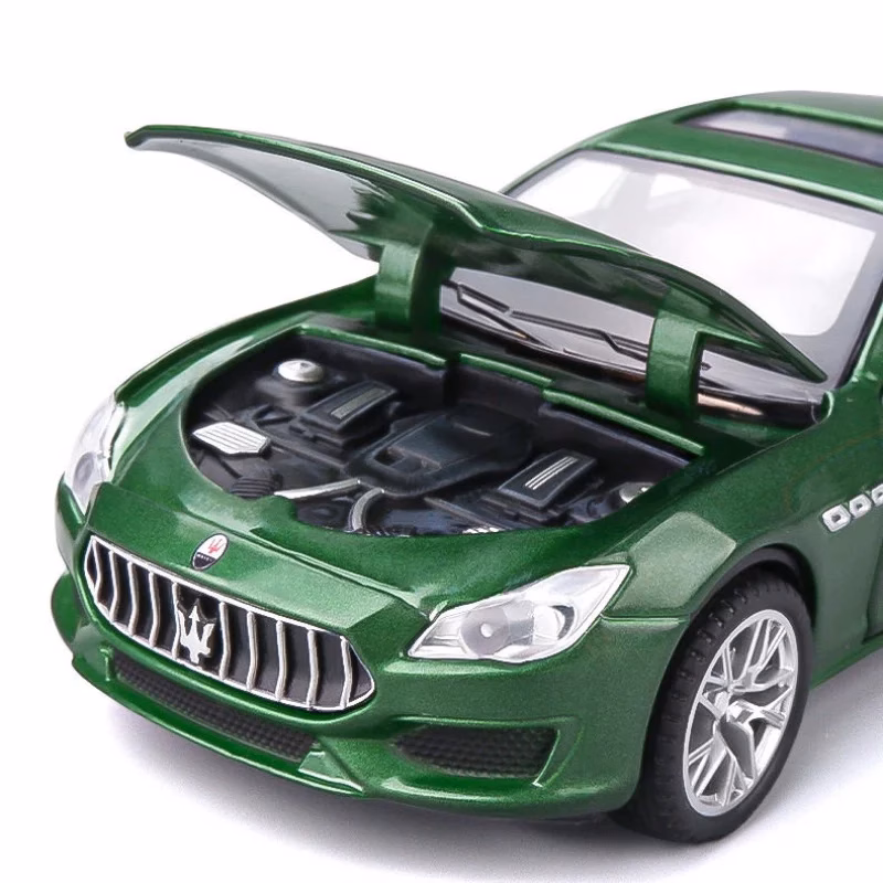 1:32 Quattroporte Alloy Miniature Car Model - Image 4