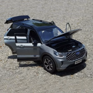 1/18 Die-Cast Ford Explorer 2023 Model SUV
