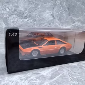 1972 Jarama GTS Bob Wallace 1/43 Scale Model