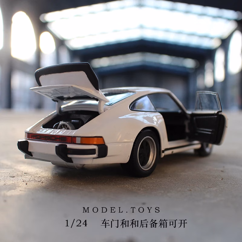 WELLY 1:24 Scale 1974 Porsche 911 Turbo Model - Image 3