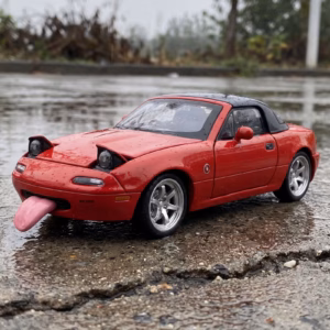 Vibrant 1:32 Scale Mazda MX-5 Diecast Car