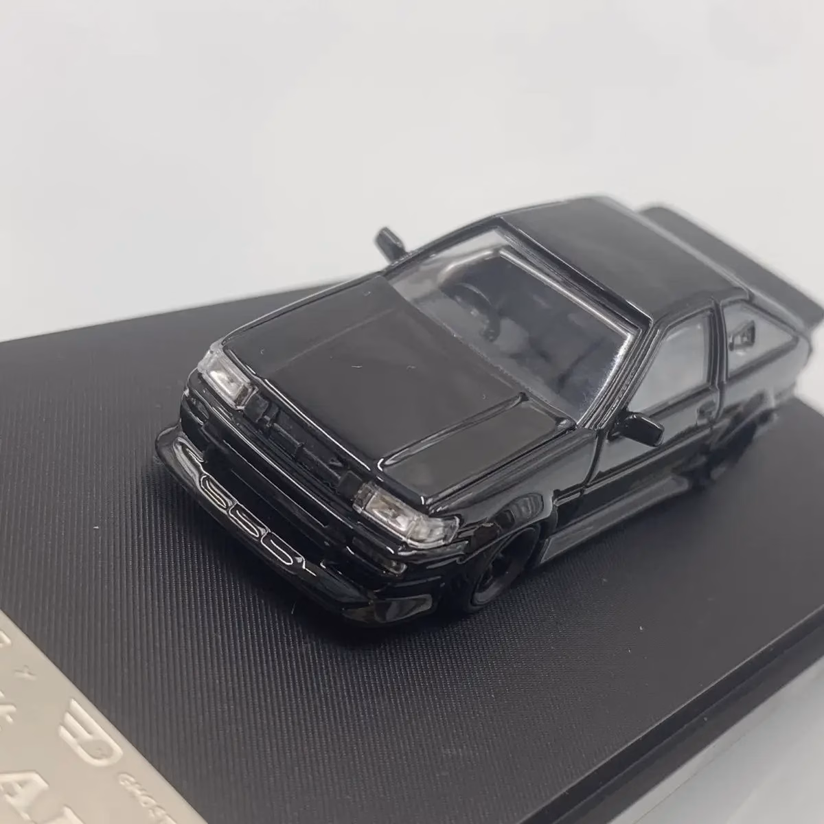 Levin TRD AE86 RWB Widebody Diecast Model 1:64 - Image 4