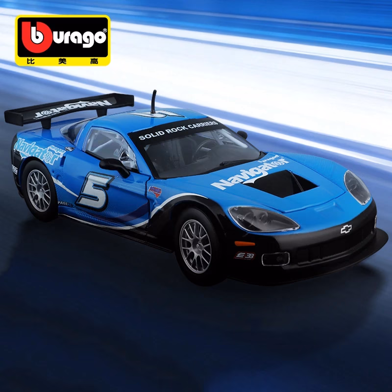Bburago 1:24 Chevrolet Corvette C6R Model Car - Image 4