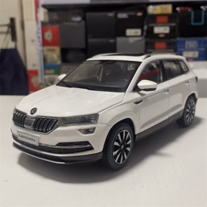 Skoda Karoq SUV 1:18 Scale Diecast Model