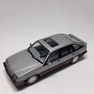 Opel Vauxhall Cavalier Mk2 1:43 Model Car