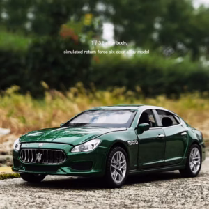 1:32 Quattroporte Alloy Miniature Car Model