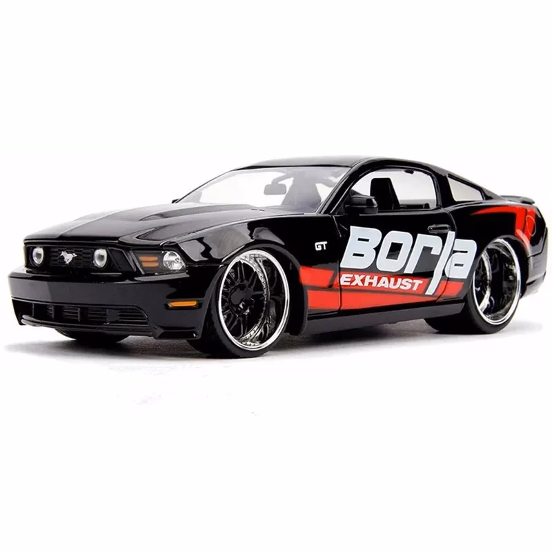 1:24 Scale Diecast 2010 Mustang GT Model - Image 7