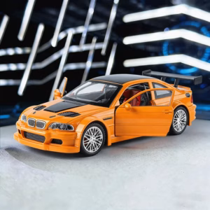 BMW M3 GTR E46 1:24 Scale Diecast Model