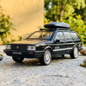 Volkswagen Santana Wagon 1:32 Diecast Model