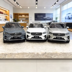 1:18 Scale XC60 SUV Diecast Model in Grey, White, Silver