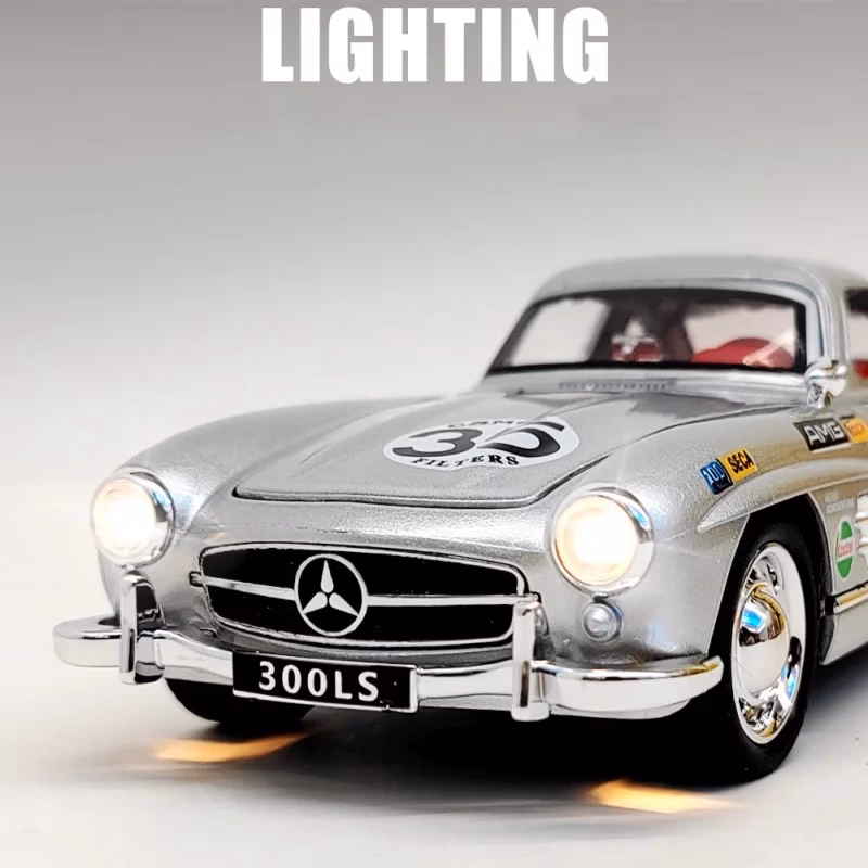 Benz 300SL 1:32 Scale Diecast Model Car - Image 3