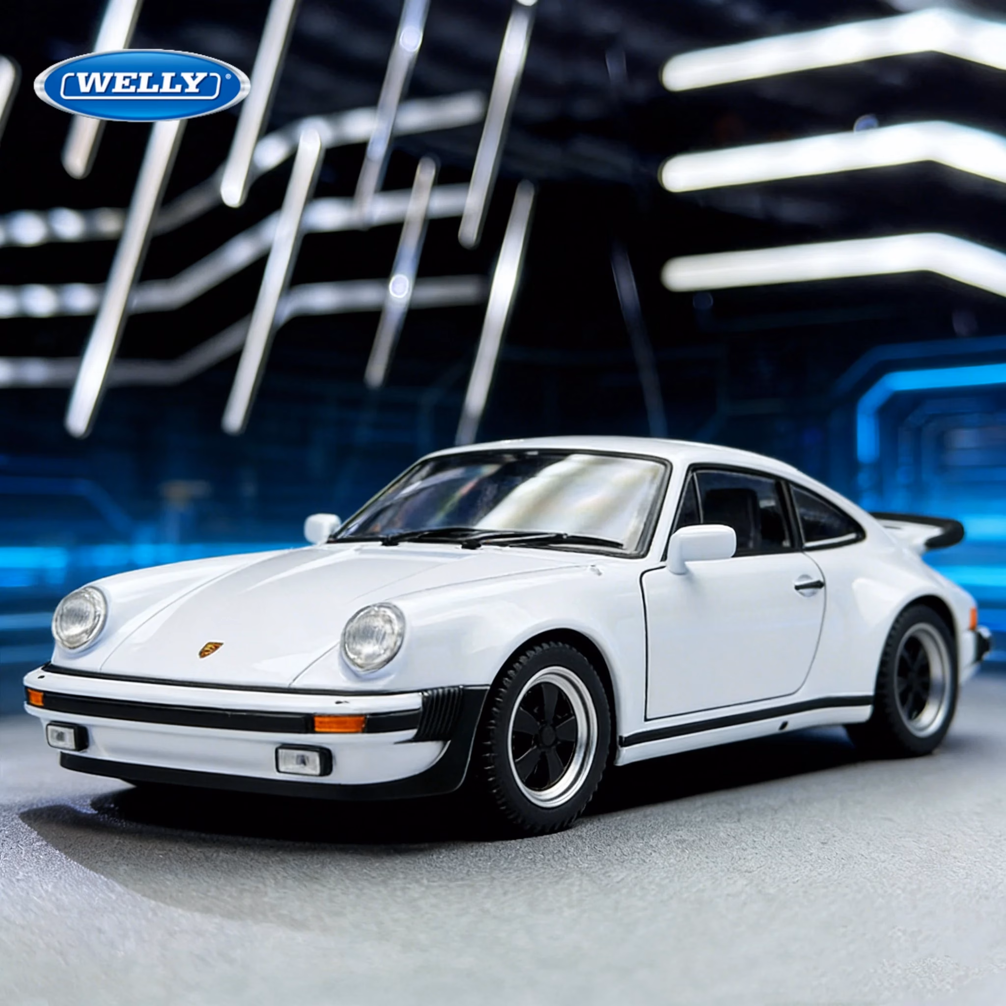 WELLY 1:24 Scale 1974 Porsche 911 Turbo Model
