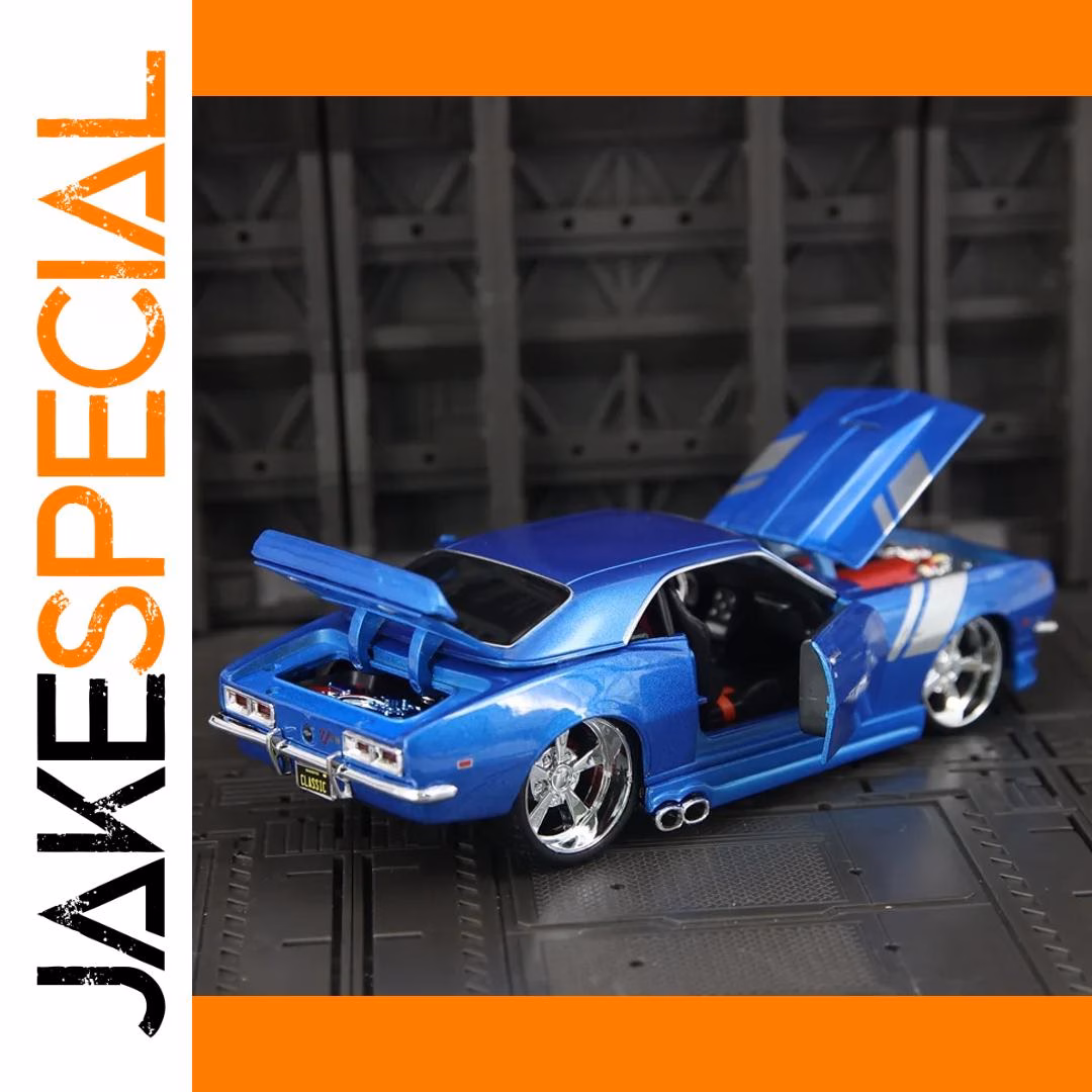 1968 Z/28 Diecast Model 1:24 Scale Blue Finish - Image 4
